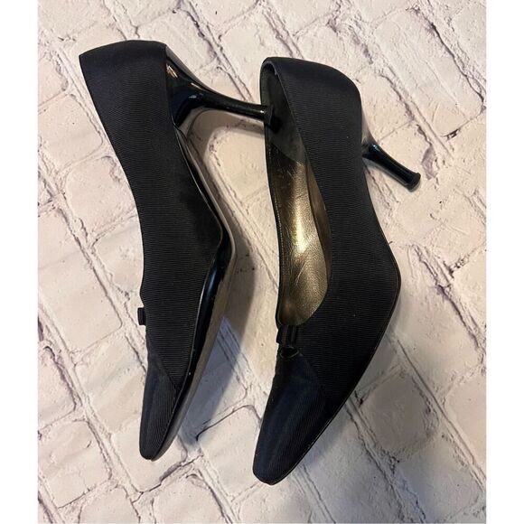 Ferragamo Size 8 Bow Front Pump Heels Black Pointed Toe Dressy Classic Old Money - Picture 12 of 16